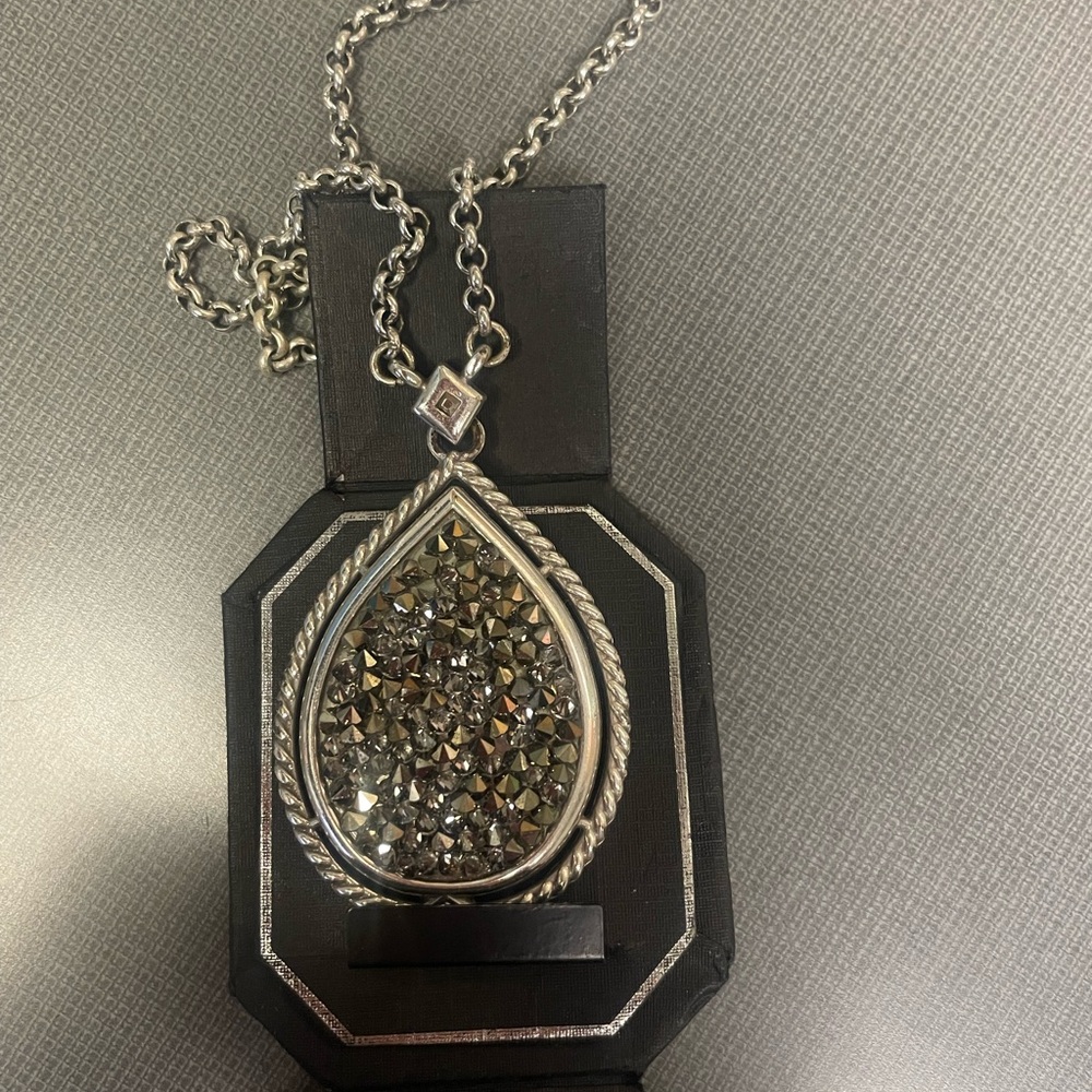 Brighton  Elegant Silver plated Teardrop Pendant Necklace 20” extender